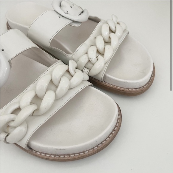 Vince Camuto Kennedy Slides - Picture 3 of 8